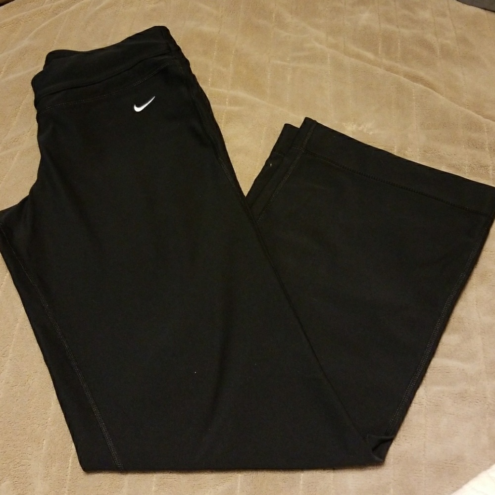 Women's Nike Drifit pants